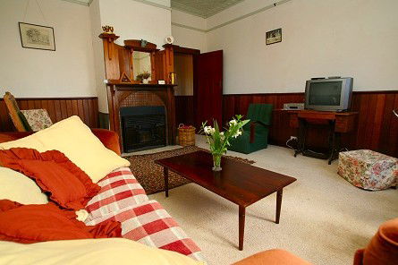 Cluan Homestead - The Managers Residence - Surfers Gold Coast 1