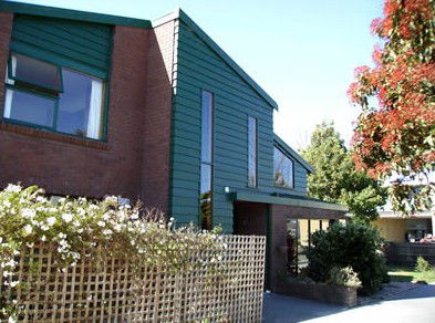 St Helens Backpackers - Surfers Gold Coast 1