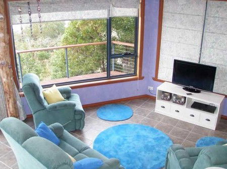Larus Waterfront Cottage - Surfers Gold Coast 3