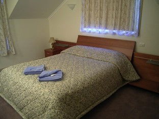 Queechy Cottages - Surfers Gold Coast 2