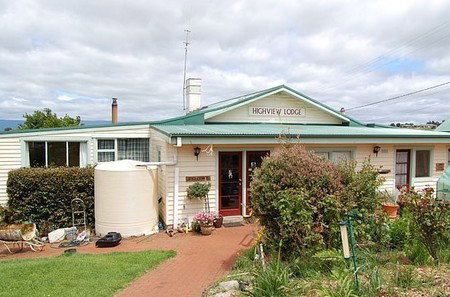 Deloraine Highview Lodge Backpackers - Surfers Gold Coast 1