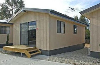 Richmond Cabin & Tourist Park - Surfers Gold Coast 2