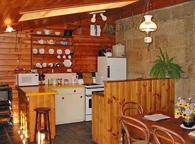 McCauley's Cottage - Surfers Gold Coast 4