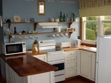 Kenya Cottage - Surfers Gold Coast 4