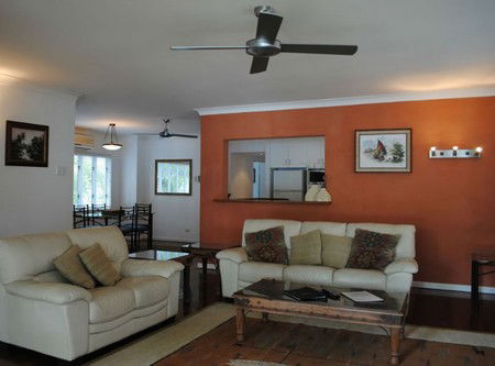 BeachView Apartments At Villa Paradiso - Surfers Gold Coast 3
