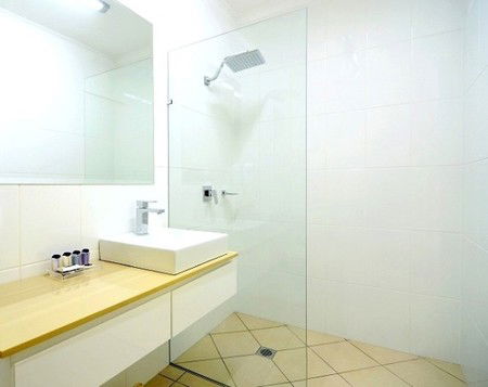 Cairns Queenslander Apartments - Surfers Gold Coast 4