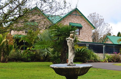 Peppertree Cottage Boutique Bed And Breakfast - Surfers Gold Coast 1