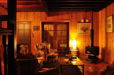 Peppertree Cottage Boutique Bed And Breakfast - Surfers Gold Coast 3