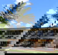 Pippies Beachhouse - Surfers Gold Coast