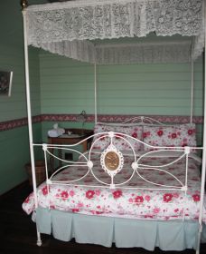 Berry Mountain Farm Mullengrove Cottage - Surfers Gold Coast 0
