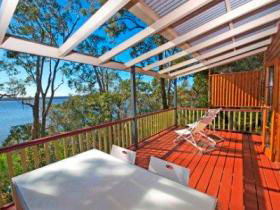 Eumarella Shores Noosa Lake Retreat - Surfers Gold Coast 0