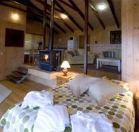 Treetops Seaview Montville - Surfers Gold Coast