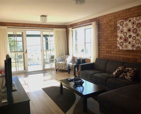 The Beach Retreat - Surfers Gold Coast 0