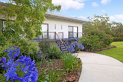 Mapleton Falls Accommodation - Surfers Gold Coast 4