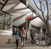 Canberra City YHA - Surfers Gold Coast