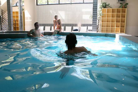 Canberra City YHA - Surfers Gold Coast 3