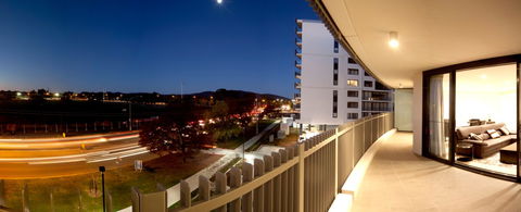 Axis Apartment Short Term Accommodation - Surfers Gold Coast 1