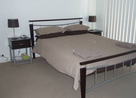 Braddon Element Apartment - Surfers Gold Coast 1