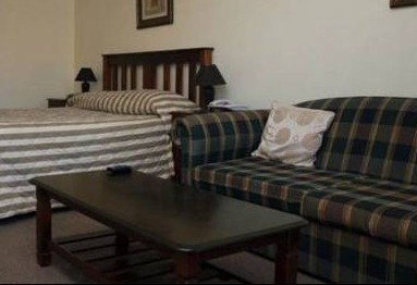 Barkly Motor Lodge - Surfers Gold Coast 1