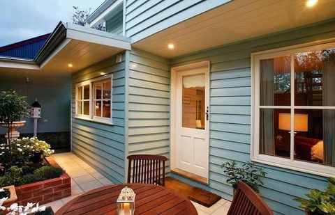 Blue Haven Cottage - Surfers Gold Coast 1
