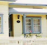 Rose Cottage Bed  Breakfast - Surfers Gold Coast