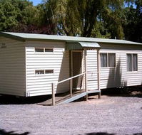 Castlemaine Central Cabin  Van Park - Surfers Gold Coast