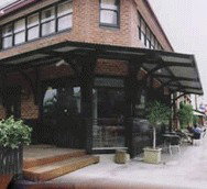 Berry Hotel - Surfers Gold Coast 1
