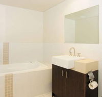 Bay Breeze - Surfers Gold Coast