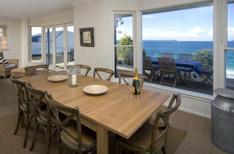 Absolute Waterfront At Hyams Beach - Elandra - Surfers Gold Coast 5