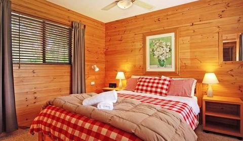 Blue Gums Cottage - Surfers Gold Coast 2