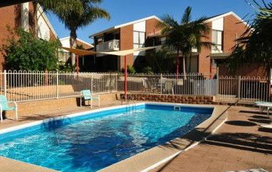AnchorBell Holiday Apartments - Surfers Gold Coast 2