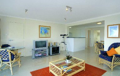 145 On The Parade - Surfers Gold Coast 4