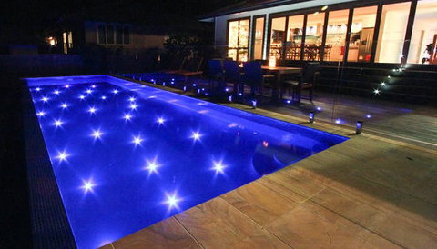 Away On Shirley Lane - Surfers Gold Coast 0