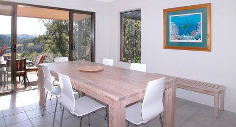 Barefoot Oasis Bangalow - Surfers Gold Coast 5