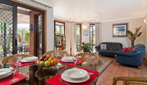 Calinda Sol Holiday Townhouse Byron Bay - Surfers Gold Coast 2