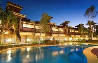 Beach House 17, East On Byron - Surfers Gold Coast 4