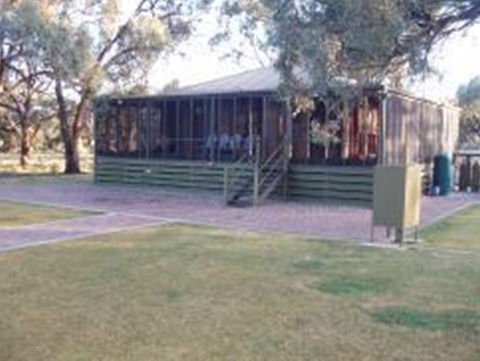 Elphicks Island Lodge - Surfers Gold Coast 2