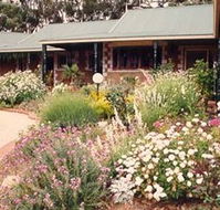 Red Gum Lagoon Cottages - Surfers Gold Coast