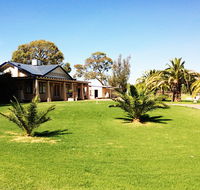 Curlwaa Caravan Park - Surfers Gold Coast