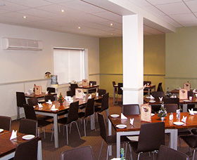 Royal Hotel Motel - Wentworth - Surfers Gold Coast 1