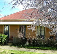 Cooma Cottage - Accommodation - Surfers Gold Coast