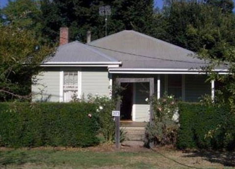 Honeysuckle Cottage Jingellic - Surfers Gold Coast 0