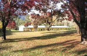 Talbingo Mountain Retreat - Surfers Gold Coast 4