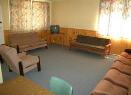 Talbingo Mountain Retreat - Surfers Gold Coast 5