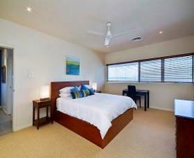Crows Nest - Nelson Bay - Surfers Gold Coast 1