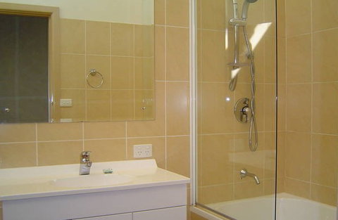 Amaroo On The Waterfront - Surfers Gold Coast 1