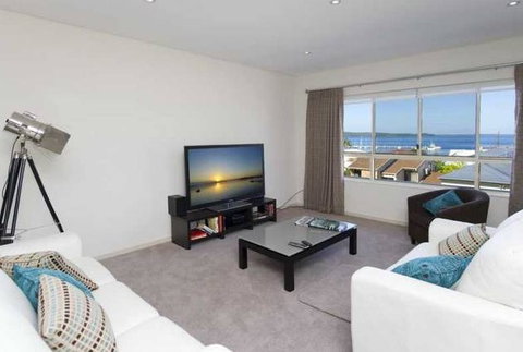 Flagship - Alta Mira - Surfers Gold Coast 1