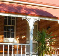 Araluen Old Courthouse Bed and Breakfast - Surfers Gold Coast