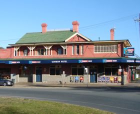Gordon Hotel - Surfers Gold Coast 0
