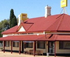 The London Hotel Motel - Surfers Gold Coast 0